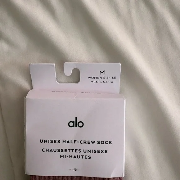 NWTs Alo Uni-Sex Crew Socks in Smoky Quartz Size M - Picture 3 of 4